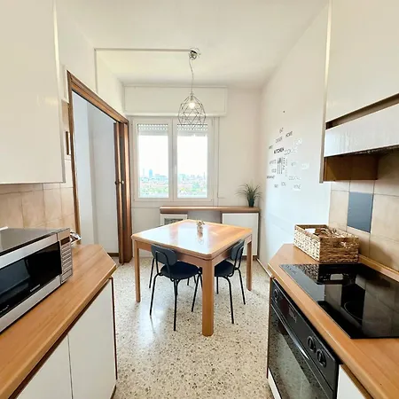 Apartment Esclusivo Rifugio Monti Al Niguarda, Milan