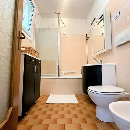 Apartment Esclusivo Rifugio Monti Al Niguarda, Milan